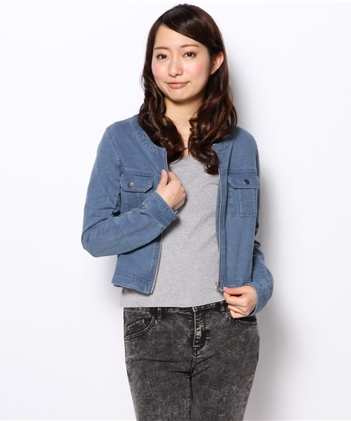 one after another NICE CLAUP（ワンアフターアナザーナイスクラップ）の「【ナイスクラップ】カットデニムジャケット（デニムジャケット・レディース・ブルー/ネイビー・FREE）」の6枚目の写真