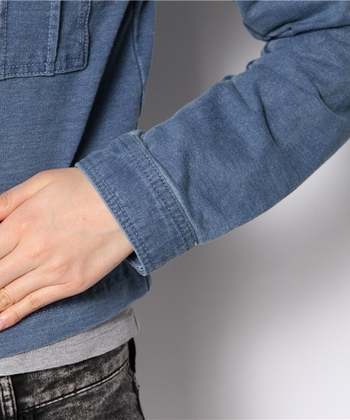 one after another NICE CLAUP（ワンアフターアナザーナイスクラップ）の「【ナイスクラップ】カットデニムジャケット（デニムジャケット・レディース・ブルー/ネイビー・FREE）」の8枚目の写真