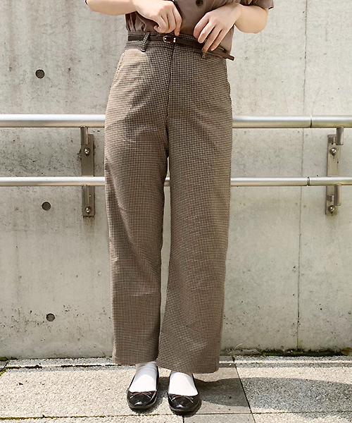 apres jour（アプレジュール）の「アソートストレートパンツ【ZOZOTOWN限定アイテム】（その他パンツ・レディース・ブラック/ベージュ/その他/モカ・フリー）」の4枚目の写真