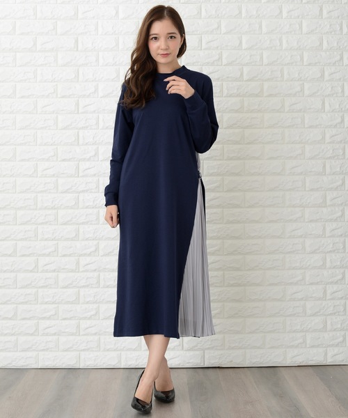 Lace Ladies(レースレディース)の「ラウンドネック サイドプリーツ切り替え Aラインワンピース(ワンピース・レディース・ベージュ/ブラウン/グレー/カーキ/ワインレッド/ブラック系その他/ネイビー系1/ライトグレー系・M/L)」の3枚目の写真