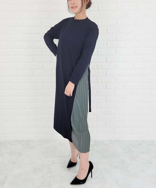 Lace Ladies(レースレディース)の「ラウンドネック サイドプリーツ切り替え Aラインワンピース(ワンピース・レディース・ベージュ/ブラウン/グレー/カーキ/ワインレッド/ブラック系その他/ネイビー系1/ライトグレー系・M/L)」の14枚目の写真