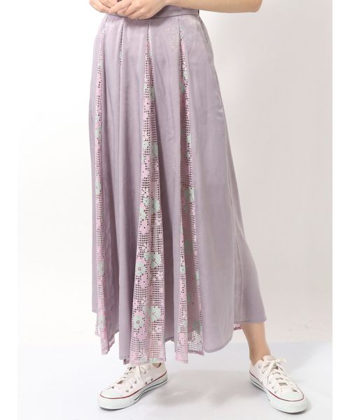 merry jenny(メリージェニー)の「springレースコンビサテンスカート(スカート・レディース・ベージュ/ブルー/アイボリー・FREE)」の14枚目の写真