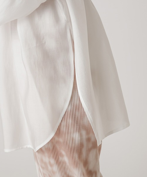 mystic(ミスティック)の「ボリューム袖フレアブラウス/シャツ/袖ボリューム/チュニック/リゾート(シャツ/ブラウス・レディース・ブラック/ベージュ/パープル/オフホワイト・FREE)」の13枚目の写真