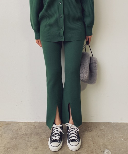 VIS（ビス）の「【セットアップ対応】スリット入りニットパンツ（その他パンツ・レディース・ブラック/ブラウン/ベージュ/ダークグリーン・M/S）」の4枚目の写真