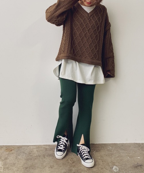 VIS（ビス）の「【セットアップ対応】スリット入りニットパンツ（その他パンツ・レディース・ブラック/ブラウン/ベージュ/ダークグリーン・M/S）」の13枚目の写真