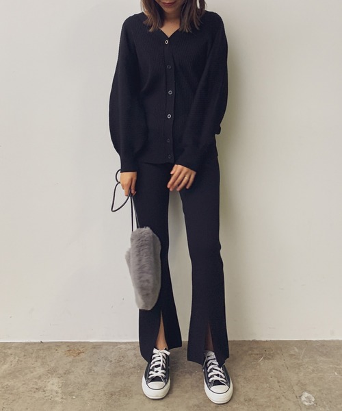 VIS（ビス）の「【セットアップ対応】スリット入りニットパンツ（その他パンツ・レディース・ブラック/ブラウン/ベージュ/ダークグリーン・M/S）」の5枚目の写真