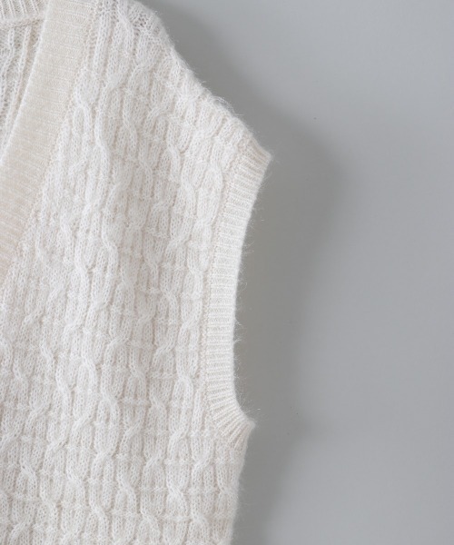 cepo（セポ）の「Ｖネックロングニットベスト（ベスト・レディース・ベージュ/グレー/オフホワイト・M）」の14枚目の写真