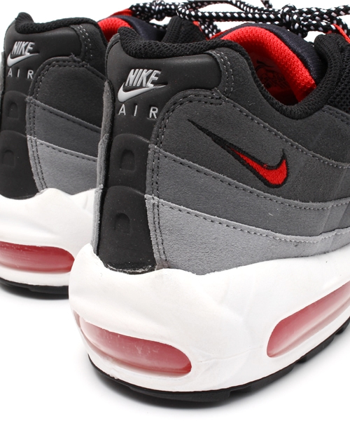 NIKE（ナイキ）の「メンズ ナイキ エアマックス NIKE AIR MAX 95 609048-066（スニーカー・メンズ・グレー・26cm/27.5cm/27cm/26.5cm/28.5cm/29cm）」の8枚目の写真