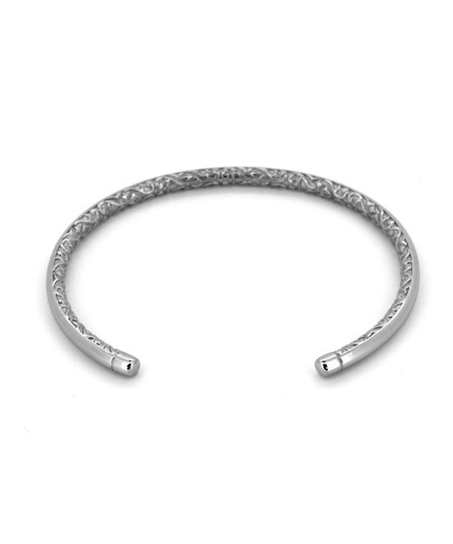 LION HEART（ライオンハート）の「【LION HEART】LH-1 WEB限定 トライバングル/サージカルステンレス メンズギフト/誕生日/クリスマス/プレゼント/ペアアクセ（バングル/リストバンド・メンズ・シルバー系その他/シルバー系その他2・FREE）」の4枚目の写真