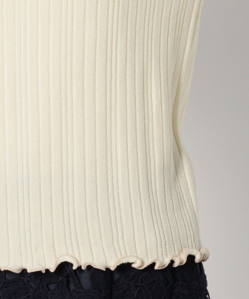 MISCH MASCH（ミッシュマッシュ）の「袖微配色刺繍リブニット