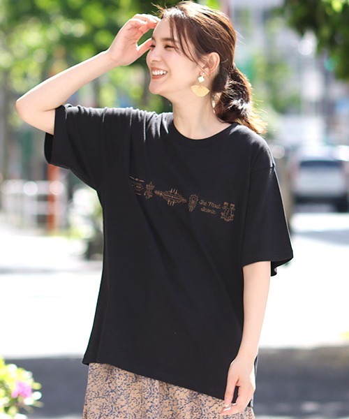チチカカ（チチカカ）の「ライン刺繍Ｔシャツ（Tシャツ/カットソー・メンズ・ブラック/ブルー・MEDIUM/LARGE）」の2枚目の写真