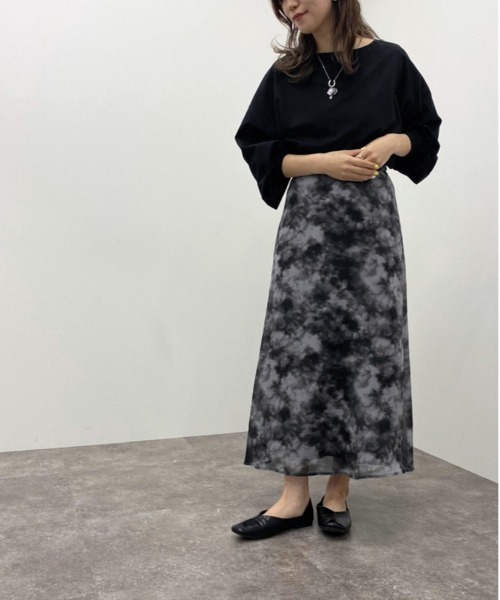apres jour mignon(アプレジュールミニョン)の「シルケット袖ボリュームロンT【ZOZOTOWN限定アイテム】(Tシャツ/カットソー・レディース・ブラック/オフホワイト/グレイッシュベージュ・X-LARGE/フリー)」の12枚目の写真