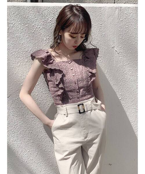 dazzlin（ダズリン）の「フリルコットンショートビスチェ（シャツ/ブラウス・レディース・ブラック/オフホワイト/モカ・SMALL/MEDIUM）」の8枚目の写真