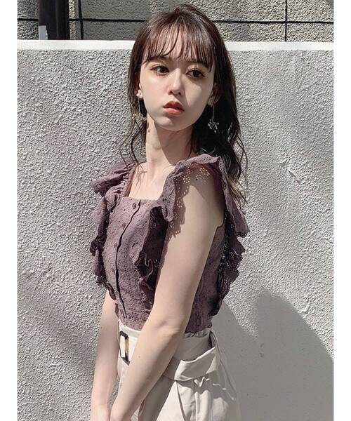 dazzlin（ダズリン）の「フリルコットンショートビスチェ（シャツ/ブラウス・レディース・ブラック/オフホワイト/モカ・SMALL/MEDIUM）」の5枚目の写真