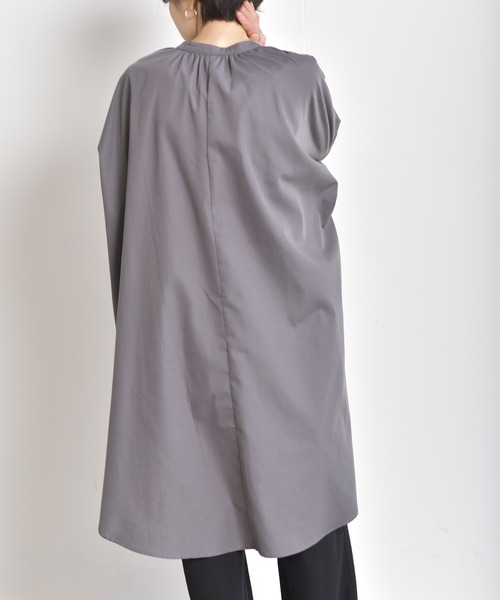 rps（アールピーエス）の「バンドカラードルマンブラウスチュニック（シャツ/ブラウス・レディース・チャコールグレー/オフホワイト/ブルー・M）」の5枚目の写真