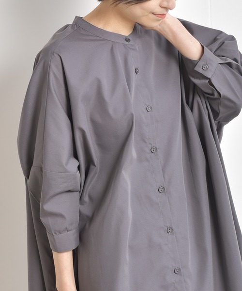 rps（アールピーエス）の「バンドカラードルマンブラウスチュニック（シャツ/ブラウス・レディース・チャコールグレー/オフホワイト/ブルー・M）」の9枚目の写真