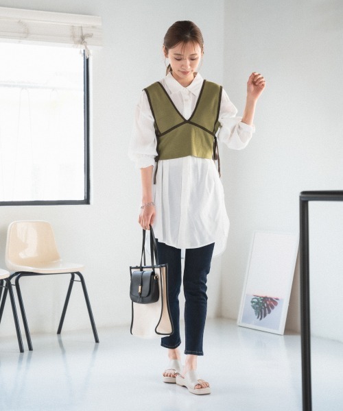 mysty woman(ミスティウーマン)の「サイドリボンニットビスチェ 947455(ニット/セーター・レディース・ブラック/カーキ/アイボリー・FREE)」の6枚目の写真