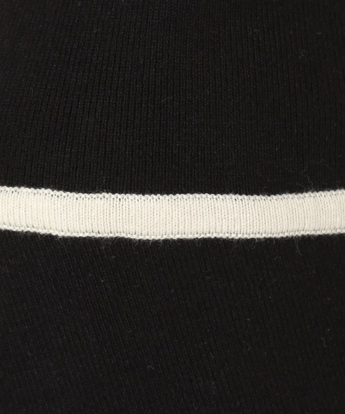 mysty woman(ミスティウーマン)の「サイドリボンニットビスチェ 947455(ニット/セーター・レディース・ブラック/カーキ/アイボリー・FREE)」の10枚目の写真