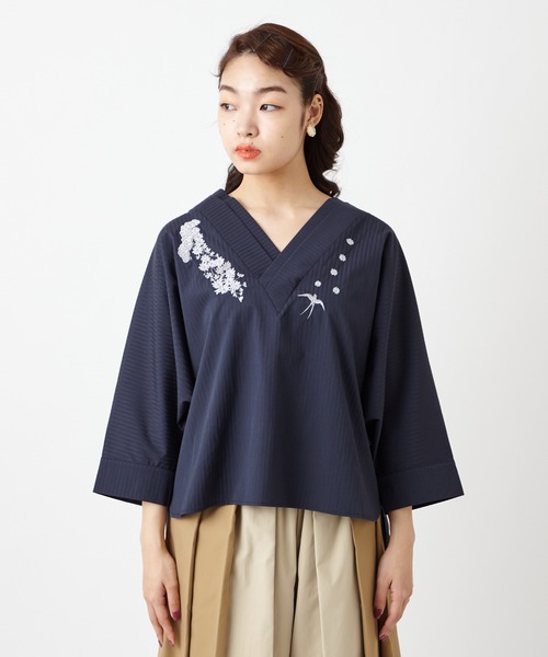 ふりふ（フリフ）の「【キクマツバメ・花天井】刺繍着物衿ブラウス（シャツ/ブラウス・レディース・ホワイト/ネイビー/アイボリー/グレイッシュブルー・FREE）」の18枚目の写真