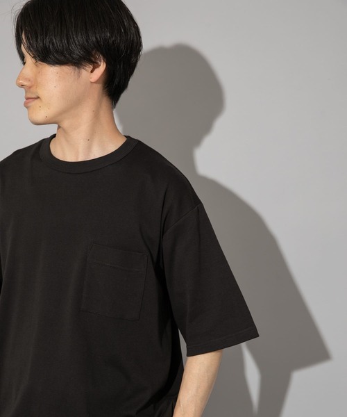 ITEMS URBANRESEARCH（アイテムズ アーバンリサーチ）の「コンパクトスムース ポケットTシャツ（Tシャツ/カットソー・メンズ・ベージュ/ホワイト/ブラック/ピンク・MEDIUM/LARGE）」の12枚目の写真