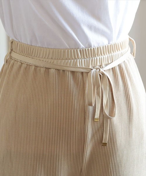 DONOBAN（ドノバン）の「セルフカット インサイドスリットプリーツパンツ（その他パンツ・レディース・ブラック/ベージュ/ピンク/イエロー・SHORT/LONG）」の16枚目の写真