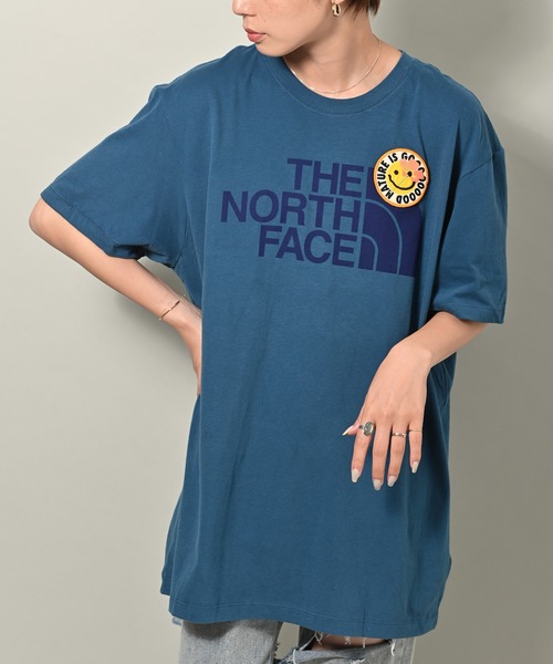 THE NORTH FACE（ザノースフェイス）の「THE NORTH FACE (ザ・ノースフェイス) PATCHES 半袖ロゴTシャツ（Tシャツ/カットソー・レディース・ブルー/オレンジ/チャコール・S/M/L/XL/XXL）」の4枚目の写真