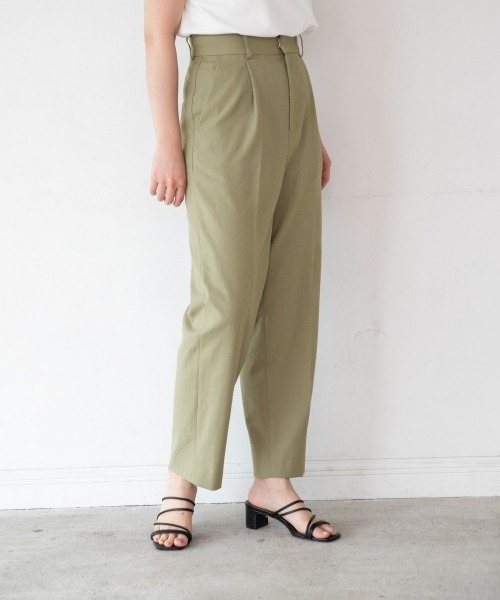 yuw（ユウ）の「ドライオックステーパードパンツ　953006（その他パンツ・レディース・ピンク/グリーン/ベージュ/ブラック/ライトグリーン/チャコールグレー・LARGE/MEDIUM）」の4枚目の写真