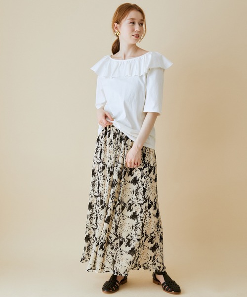 MADEMOISELLE ROPE'(マドモアゼル ロペ)の「<春まで使える>【前後2WAY】フリルネックカットソー(Tシャツ/カットソー・レディース・ホワイト/ライトグリーン/スミクロ・38)」の17枚目の写真