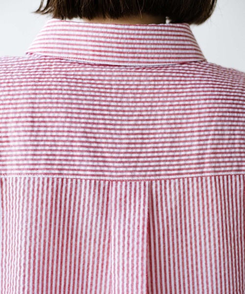 手帳に付けた星マーク見つけて今日も元気でいられるよ 陽の強い朝も 肌寒い夜も越えられる 羽織りにもなるシャツワンピース Made By By You Made Me シャツワンピース Haco 陽の強い朝も ハコ のファッション