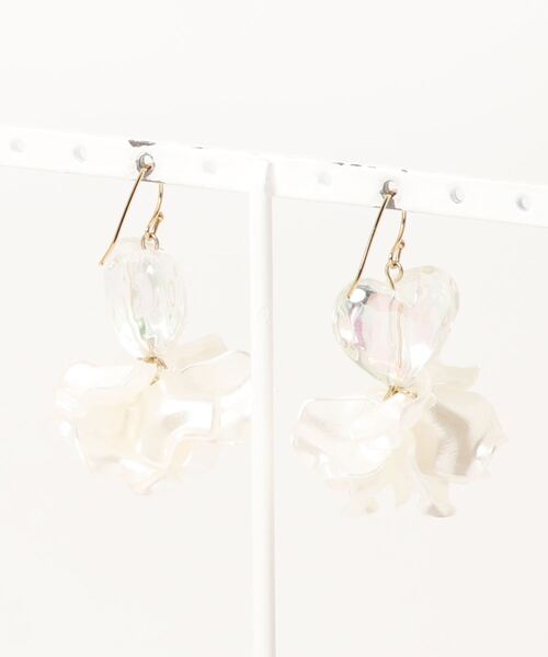tone(トーン)の「【RosraiE】クリア オーロラ ハート 花びらフリル ピアス(MA)(ピアス(両耳用)・レディース・ゴールド・FREE)」の2枚目の写真