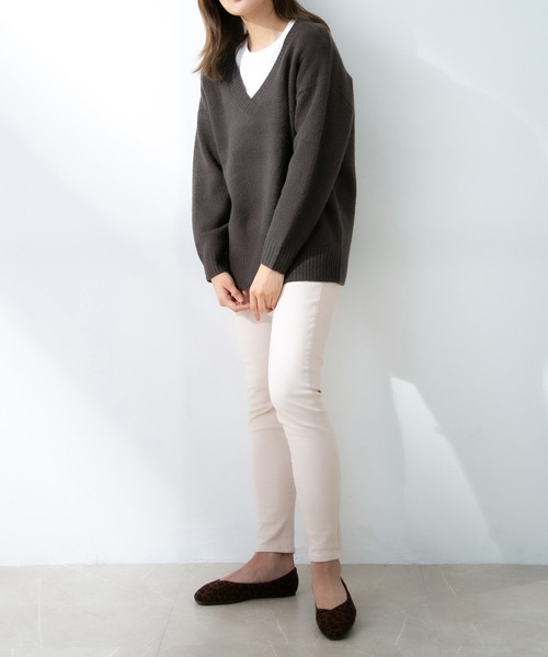 Honeys（ハニーズ）の「Ｖネックトップス（ニット/セーター・レディース・グリーン系その他/ブラウン系その他/杢グレー/ベージュ系その他/スミクロ・LL/M/L）」の14枚目の写真