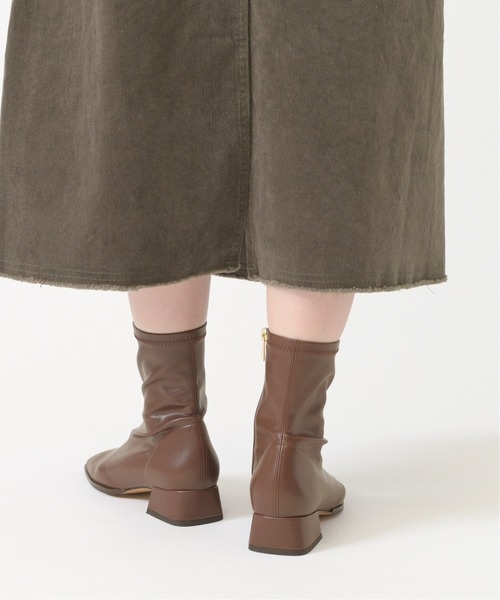 LE TALON（ルタロン）の「GRISE 3cmスクエアソフトフィットショートブーツ◆（ブーツ・レディース・アイボリー/ブラック系その他/ブラウン系その他・SMALL/MEDIUM/LARGE/X-LARGE/X-SMALL）」の21枚目の写真