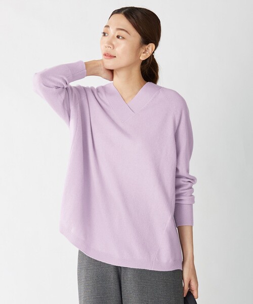 J.PRESS Ladies(J.プレス レディス)の「【洗える】PURE CASHMERE Vネック ニット(ニット/セーター・レディース・ベージュ系/ライトグリーン系/ふじ色系/ピンク系・SMALL)」の3枚目の写真