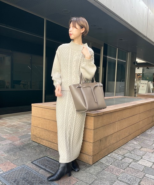 un dix cors（アンディコール）の「幅広いシチュエーションに対応　フロントベルトバッグ（ハンドバッグ・レディース・ブラウン/イエロー/グレイッシュベージュ・FREE）」の8枚目の写真