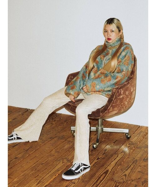 jouetie（ジュエティ）の「フィットフレアベロアパンツ（その他パンツ・レディース・ブラック/ピンク/グリーン/アイボリー・MEDIUM）」の20枚目の写真