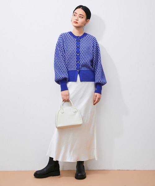 ADAM ET ROPE'(アダムエロペ)の「【アウトレット店舗・WEB限定】2WAYダイヤジャカードカーディガン(カーディガン/ボレロ・レディース・ブルー/ブラック系その他/ベージュ系その他・FREE)」の16枚目の写真