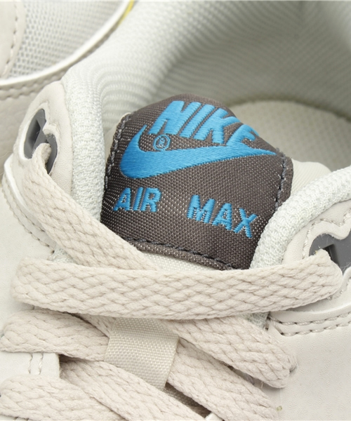 And A(アンドエー)の「NIKE WMS AIR MAX1 ESSENTIALS(スニーカー・レディース・オフホワイト・24.5cm/23.5cm)」の7枚目の写真