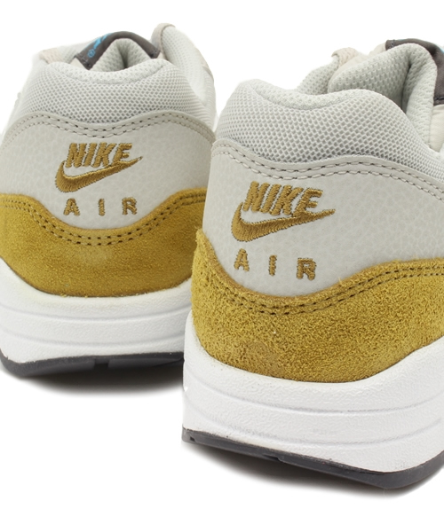 And A(アンドエー)の「NIKE WMS AIR MAX1 ESSENTIALS(スニーカー・レディース・オフホワイト・24.5cm/23.5cm)」の8枚目の写真