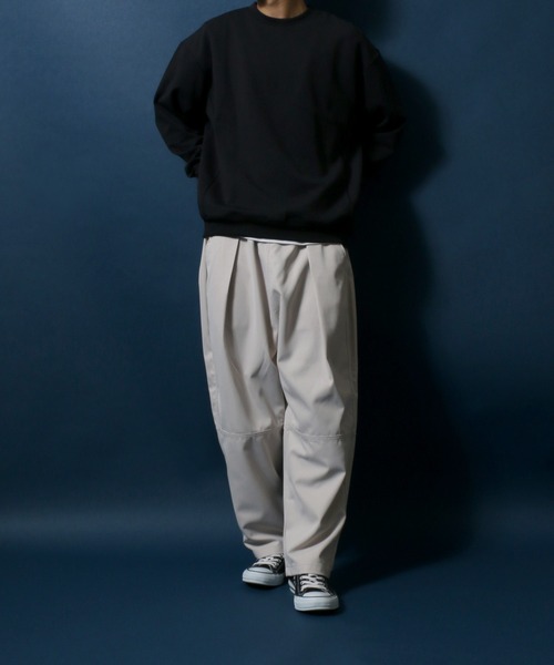 ANPAS(アンパス)の「Ponte Fabric Oversize Sweatshirt/ストレッチ ポンチ オーバーサイズ トレーナー(スウェット・メンズ・カーキ/サックスブルー/ライトグレー/ブラック・L/M/LL)」の15枚目の写真