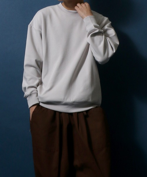 ANPAS(アンパス)の「Ponte Fabric Oversize Sweatshirt/ストレッチ ポンチ オーバーサイズ トレーナー(スウェット・メンズ・カーキ/サックスブルー/ライトグレー/ブラック・L/M/LL)」の20枚目の写真