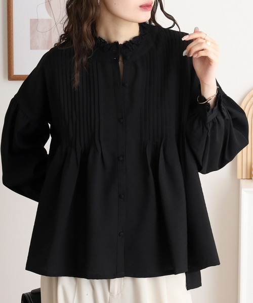 ubasoku（ウバソク）の「【ubasoku】リネン混胸元多数ピンタック　衿・カウス胡桃釦ブラウス（シャツ/ブラウス・レディース・ブラック/ホワイト・FREE）」の8枚目の写真