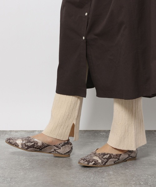 LAKOLE（ラコレ）の「12Gノベルティリブレギンスパンツ / 264037（レギンス/スパッツ・レディース・ブラック/グレー/アイボリー・SMALL/MEDIUM）」の3枚目の写真