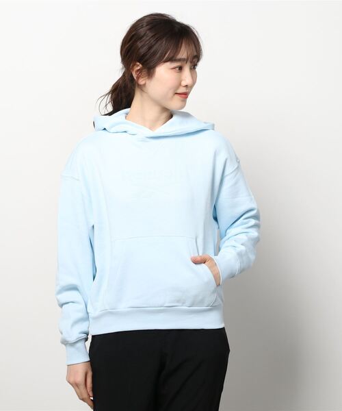 Reebok（リーボック）の「クラシックス ビッグロゴ フーディー / Classics Big Logo Hoodie（パーカー・レディース・ライトブルー・SMALL/MEDIUM/LARGE/X-LARGE/XX-LARGE/X-SMALL）」の7枚目の写真
