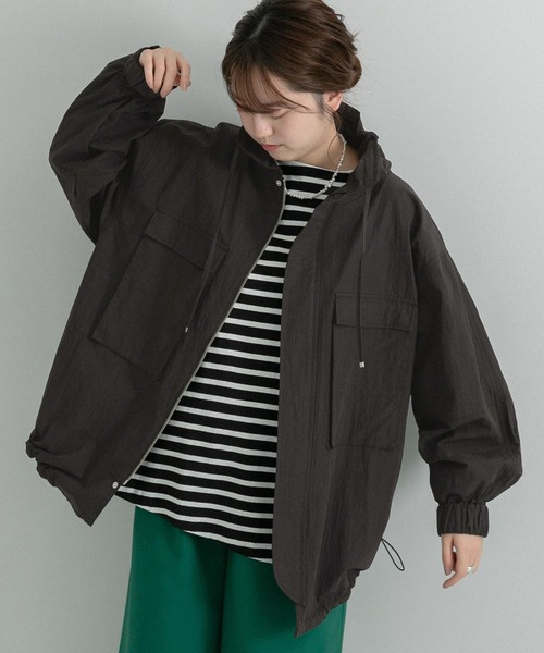 LAATO(ラート)の「ANORAK JACKET(ブルゾン・レディース・ブラック/オフホワイト・FREE)」の2枚目の写真