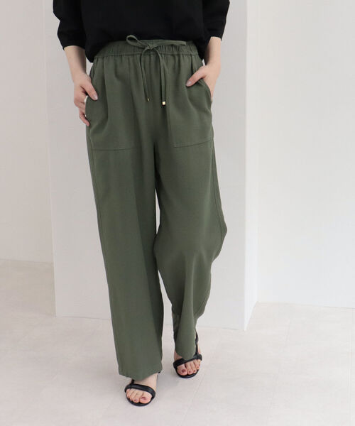 fredy emue（フレディエミュ）の「ツイルイージーパンツ（その他パンツ・レディース・サックスブルー/カーキ/ブラック・36/38）」の2枚目の写真