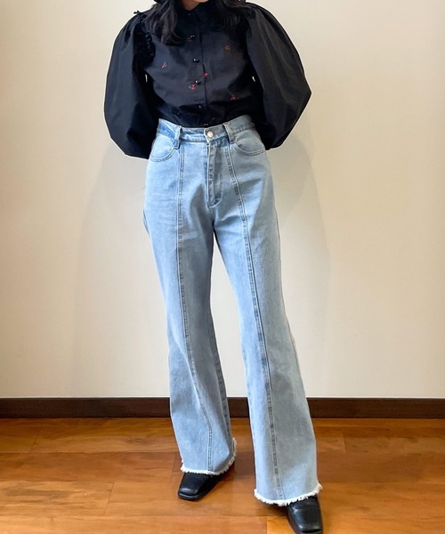 frunco(フランコ)の「チェリー刺しゅうブラウス(シャツ/ブラウス・レディース・ホワイト/ブラック・FREE)」の16枚目の写真