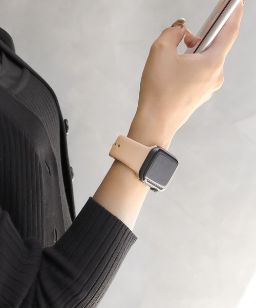 Urban Coral(アーバンコーラル)の「Apple Watch Band / アップルウォッチ バンド くすみカラーシリコン / Urban Coral(デジタル腕時計・レディース・桜/モカ/グレー系その他/グリーン系その他/ブルー系その他/パープル系その他/カーキ/グレー/ホワイト/ブラック/ベージュ系その他2/ベージュ系その他3/ブルー系その他2/ブルー系その他3/ローズ系・40mm/44mm)」の7枚目の写真