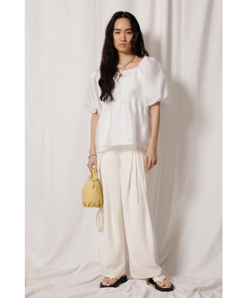 crie conforto（クリーコンフォルト）の「ふくれJQパフスリーブブラウス（シャツ/ブラウス・レディース・イエロー/ブラック/ホワイト・SMALL/MEDIUM）」の10枚目の写真