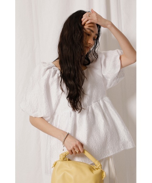 crie conforto（クリーコンフォルト）の「ふくれJQパフスリーブブラウス（シャツ/ブラウス・レディース・イエロー/ブラック/ホワイト・SMALL/MEDIUM）」の21枚目の写真