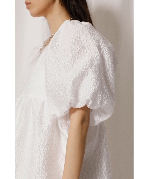 crie conforto（クリーコンフォルト）の「ふくれJQパフスリーブブラウス（シャツ/ブラウス・レディース・イエロー/ブラック/ホワイト・SMALL/MEDIUM）」の5枚目の写真